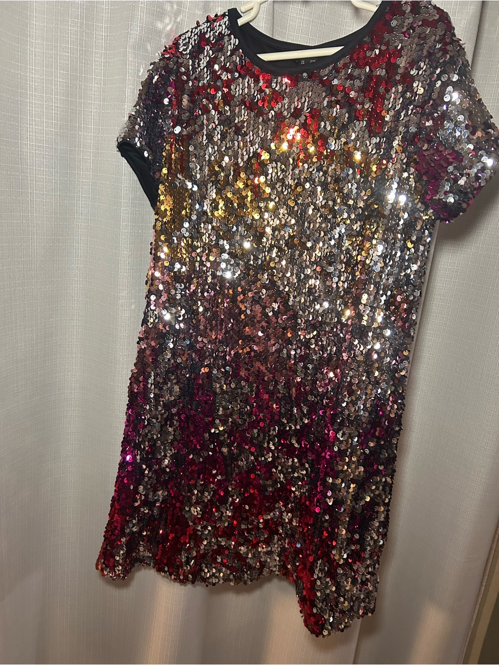 Forever 21 Kids Red and Silver Sequin Top